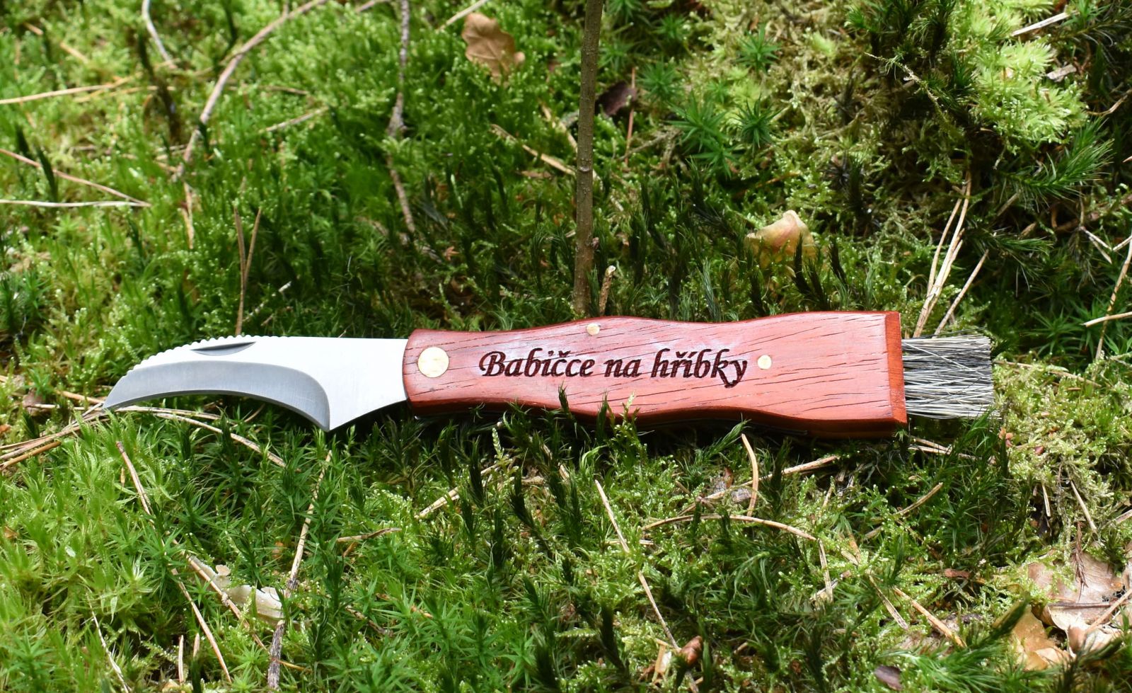 Nůž na houby s gravírováním textu na rukojeť Nůž na houby s gravírováním textu na rukojeť